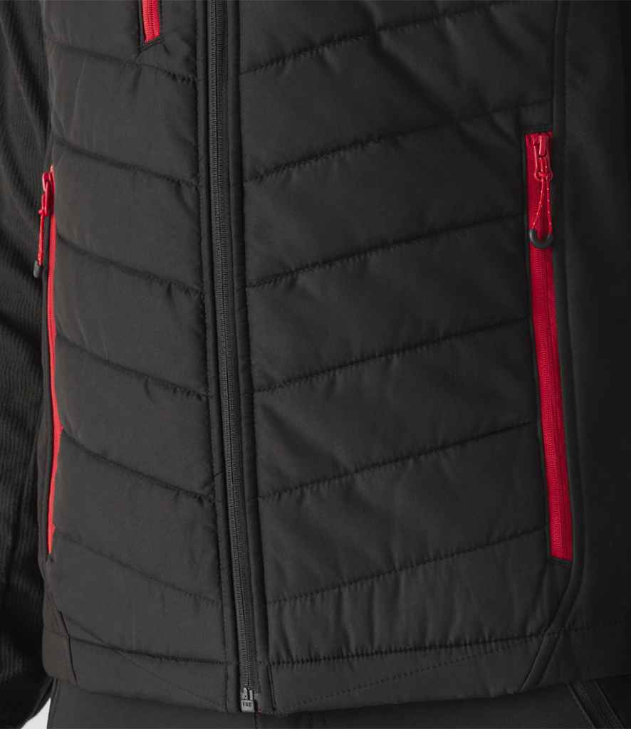 RG735 Black/Classic Red Model