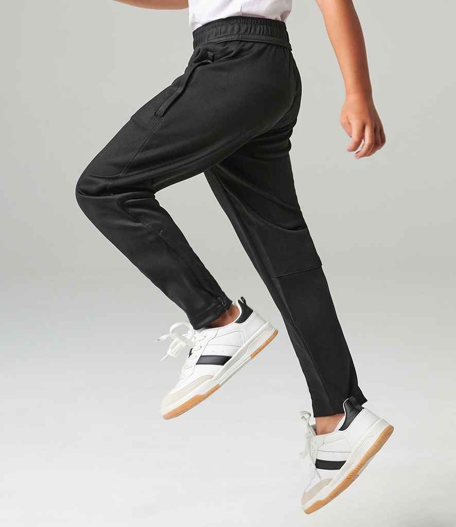 TL582 Black Model